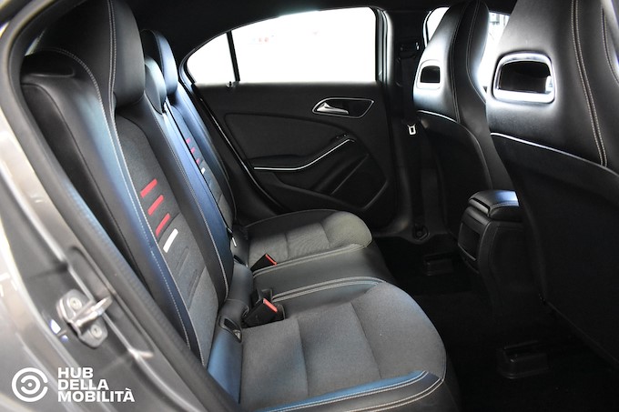 MERCEDES-BENZ A 160 d Automatic Executive